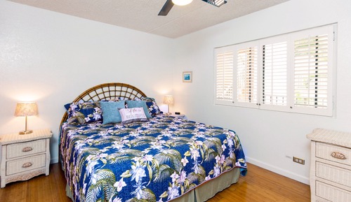 Comfort Apartment, 1 King Bed with Sofa bed, Garden View (1 Bedroom (1003))