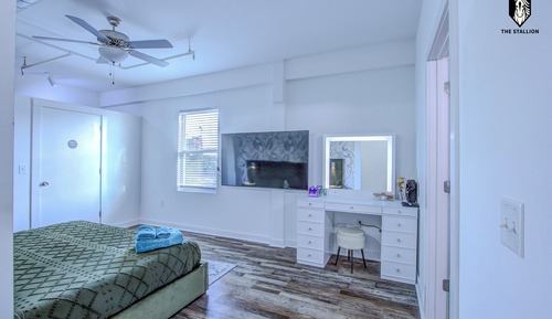 Luxury Loft, 1 Bedroom, Non Smoking, City View