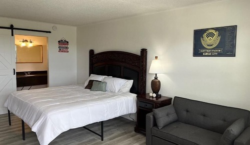 Standard Single Room