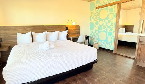 Premium Suite, 1 King Bed