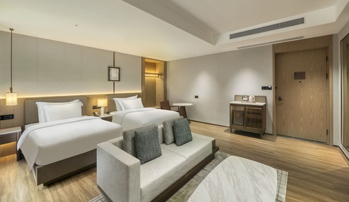 Room, Multiple Beds, Mobility Accessible, Non Smoking (Hot Spring Pool)