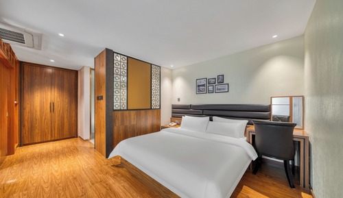 Family Twin Room