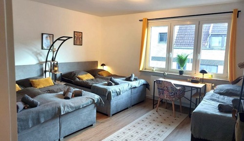 Business Condo, 3 Bedrooms, Non Smoking, Refrigerator & Microwave