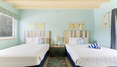 Comfort Room, Patio, Garden View