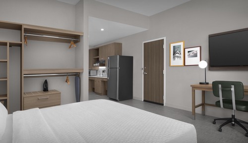 Suite, 1 King Bed, Accessible, Bathtub