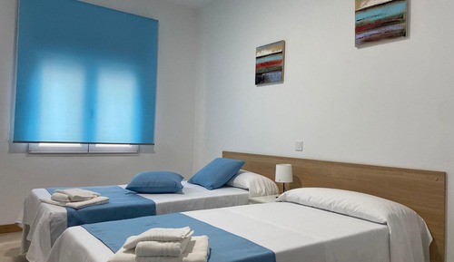 Comfort Twin Room, City View