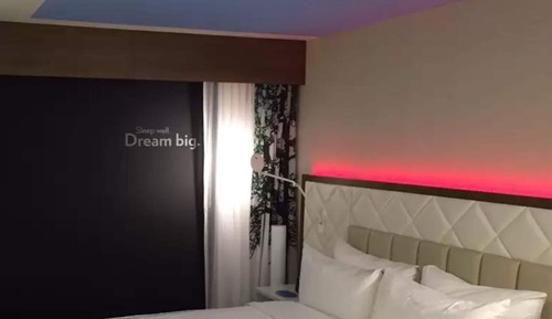 Premium Room, 1 King Bed, City View