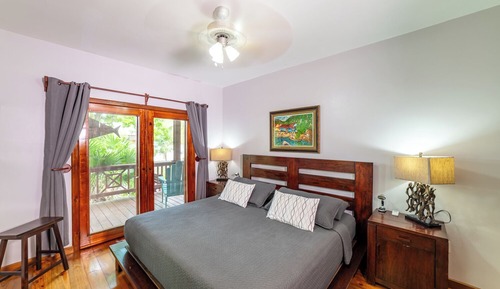 Superior House, 2 Bedrooms, Garden View