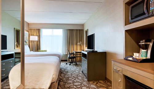 Room, 2 Queen Beds, Accessible, Non Smoking (Hearing Impaired)
