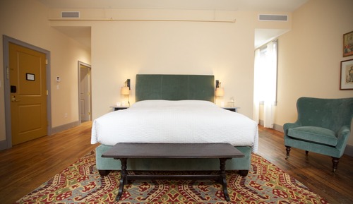 Premier Room, 1 King Bed