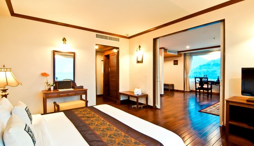One-Bedroom Suite