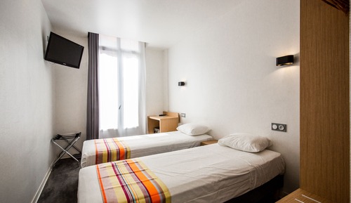 Standard Twin Room