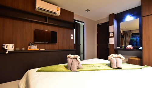 Deluxe Double Room No View with Balcony