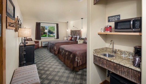 Room, 2 Queen Beds, Accessible (Roll-In Shower)