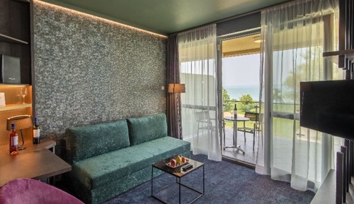 Premium Luxury Suite with Sauna.