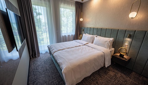 Deluxe Parlour Suite