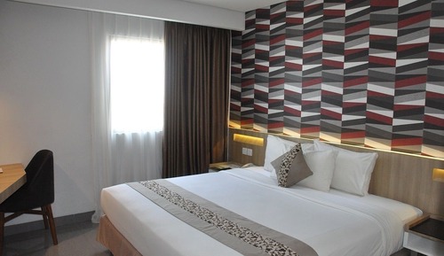 Superior Room, 1 King Bed