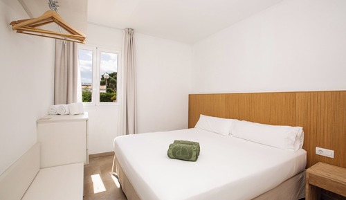 Exclusive Villa, 4 Bedrooms, Jacuzzi in the garden