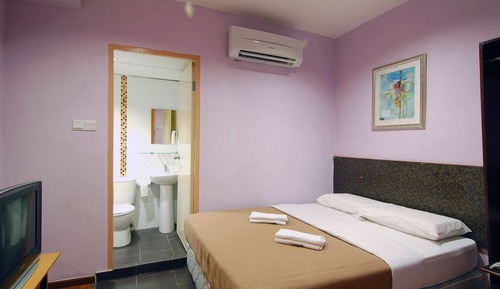 Standard Room, 1 Queen Bed