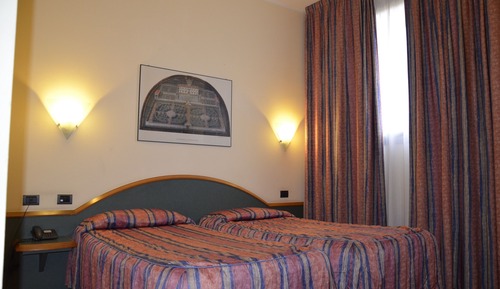 Basic Twin Room