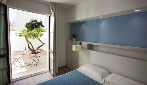Double Room, Patio
