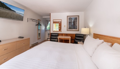 Standard Room, 1 King Bed