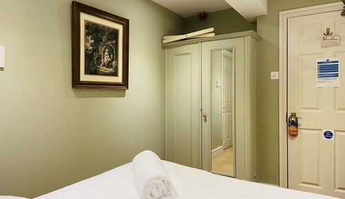 Double Room, Ensuite