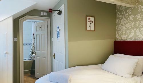 Standard Twin Room, Ensuite