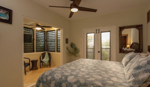 Luxury Suite Ocean View Lower 15A