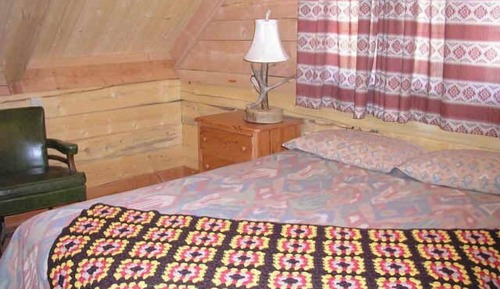 Traditional Cabin, 2 Bedrooms, 2 Bathrooms