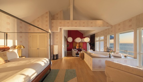 Luxury Suite, 1 King Bed, Fireplace, Bay View (Jacuzzi Orient)