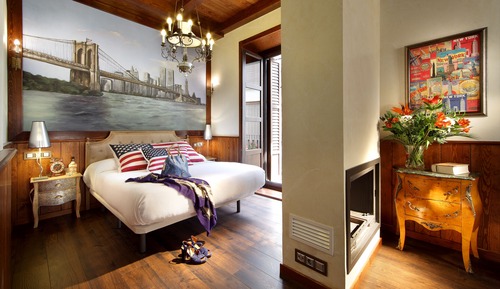 Double Room (Americana)