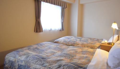 [2 people use] Twin Room, Smoking