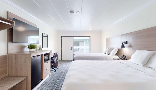 Suite, Multiple Beds, Non Smoking