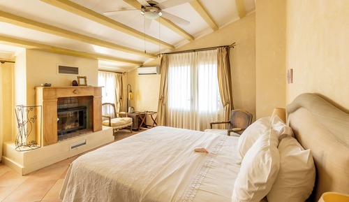 Deluxe Room, Garden View