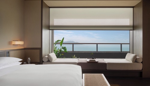 Suite King with Ocean View, Premium