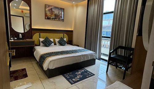 Economy Triple Room