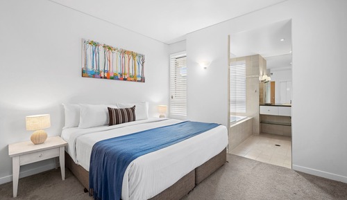 Riviera Suite