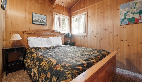 House, Multiple Beds, Patio, Mountain View