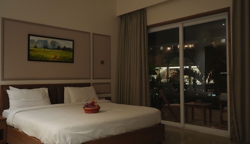 Deluxe Suite, Balcony, Pool View