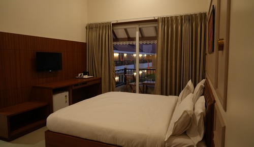 Royal Double Room, Balcony, Pool View