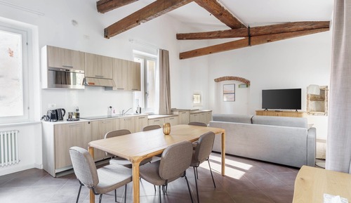 One-Bedroom Apartment with Balcony