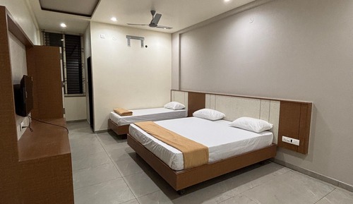 Luxury Triple Room