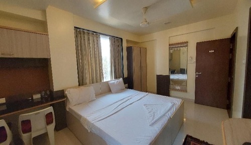 Deluxe Double Room, City View