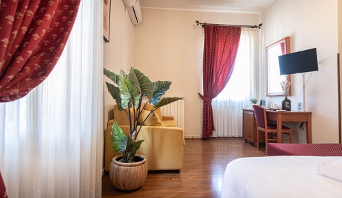 Classic Double Room