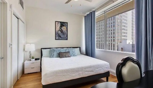 Premium Condo, 1 Bedroom, Refrigerator & Microwave, City View