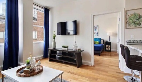 Premium Condo, 1 Bedroom, Private Bathroom, City View