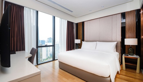 Premier Suite