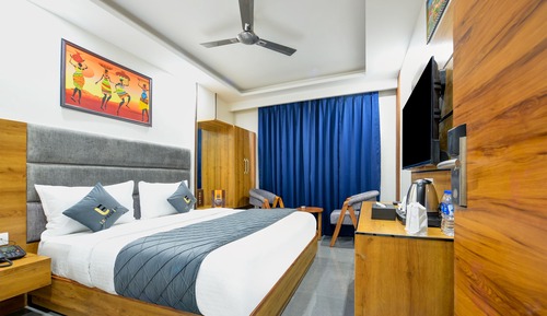 Deluxe Double or Twin Room, City View