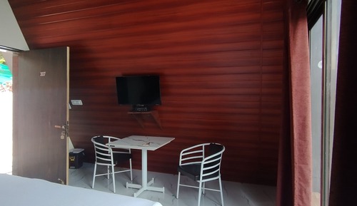 Deluxe Cottage
